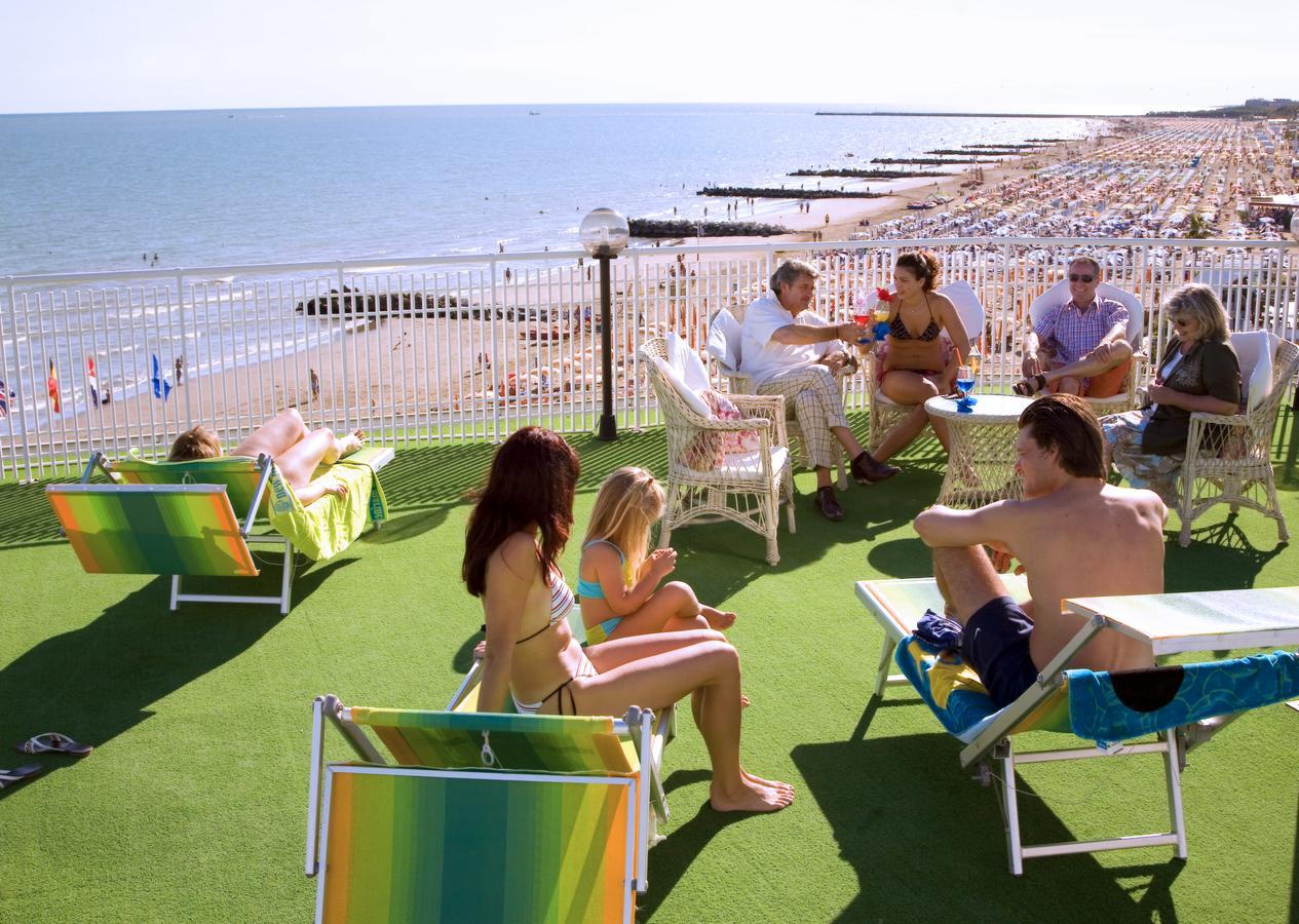 Hotel Adria Sul Mare Каорле Экстерьер фото
