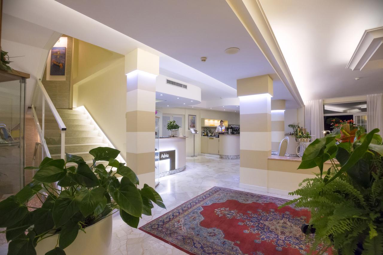 Hotel Adria Sul Mare Каорле Экстерьер фото